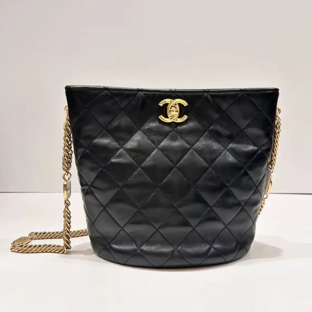 Chanel Women Pre-Loved Bag Very Good Condition